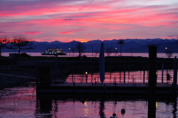 Skaliertes Bild Morgenstimmung am Hafen Romanshorn_2014_12_13--08-41-48.jpg 