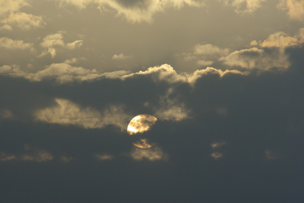 Skaliertes Bild Sonnenaufgang am Bodensee_2012_03_29--06-43-02.jpg 
