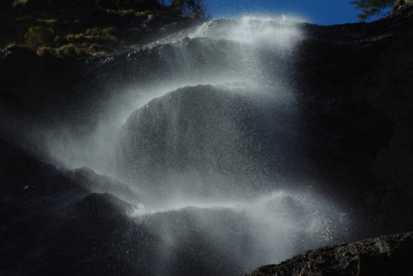 Skaliertes Bild Wasserfall in der Taminaschlucht_2013_04_14--11-51-38.jpg 