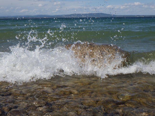../previews/222-Wellenspritzer am Bodensee_2014_05_11--14-42-32.jpeg.medium.jpeg