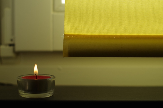 ../previews/082-Vorhangecke mit Kerze_2014_06_18--07-40-44.jpeg.medium.jpeg